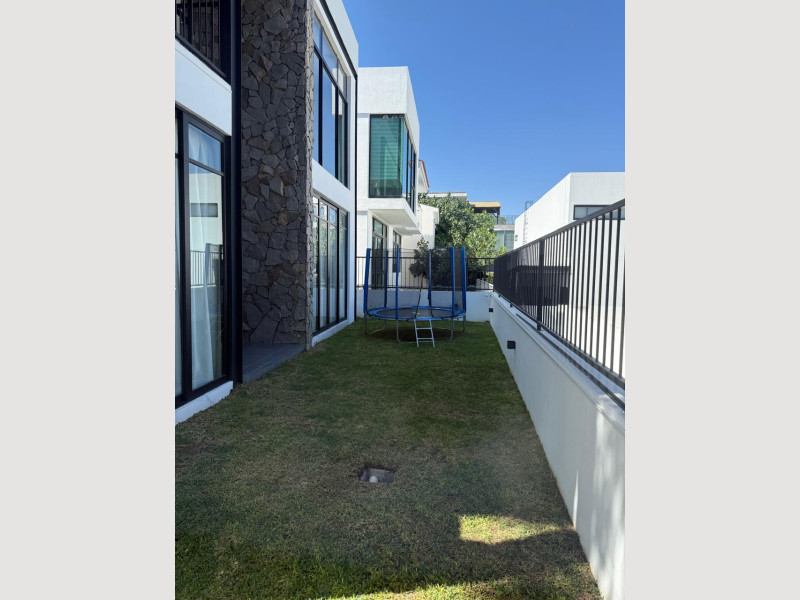 c7960a06-dec9-47d0-bb13-155d4b524626