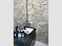 7698d84c-96c9-4bac-b9d1-c77fc1dbfd6b