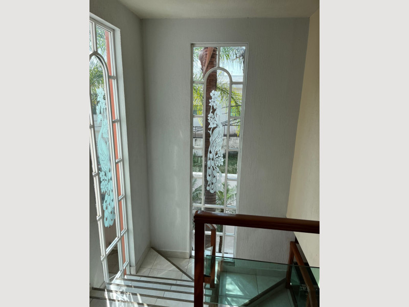 289f9ab2-9601-44b1-9af9-996f5080328a