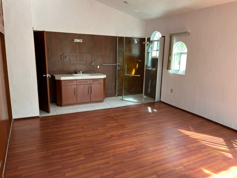 7f97f60b-4785-4d40-a06b-3815ae74dbb2