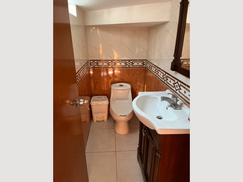 d9ab2b1e-28e8-4225-8f90-ebcc72db24e9