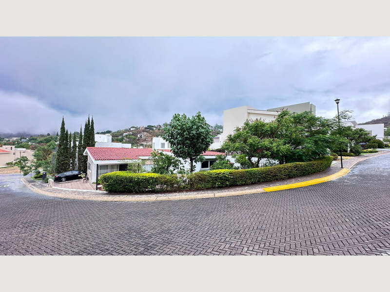 aaf71221-2ee0-400b-9ab1-f7aede8b79ab