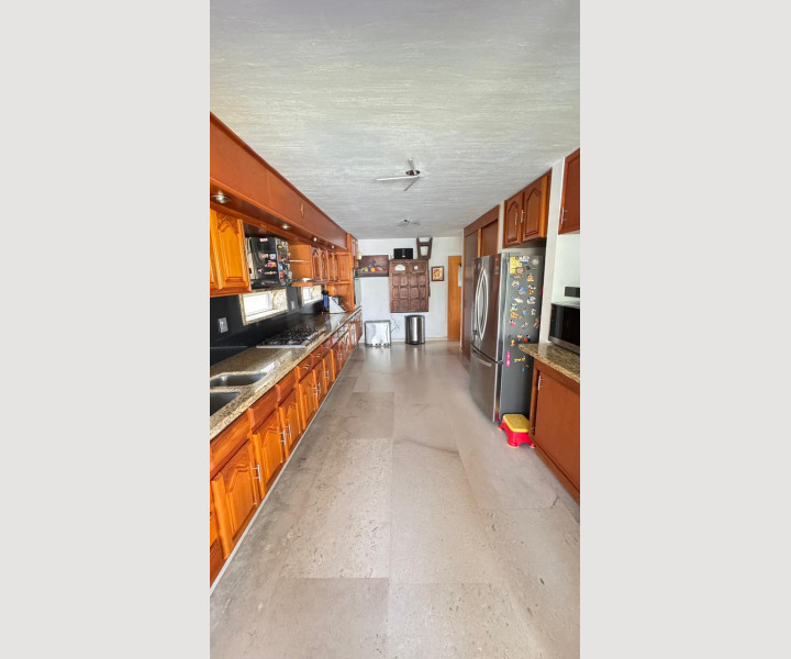 44f83a2c-3131-42b7-8aff-40237531b2af