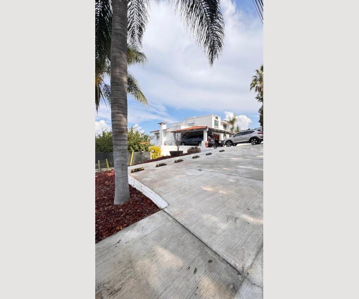 54b64d2f-0324-40d5-9d60-907a3b8327f8