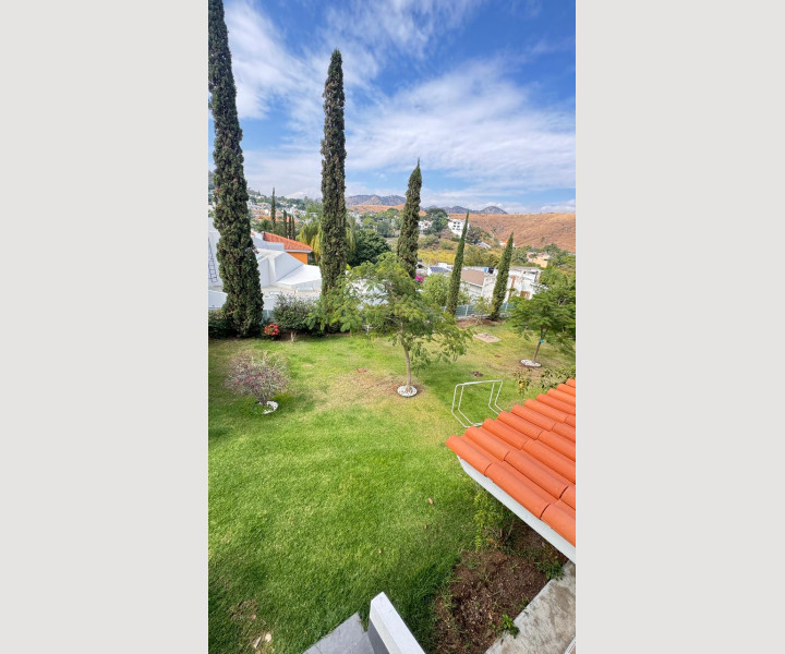 c18f48d9-7cd9-4dd6-916a-65e3b8740fee