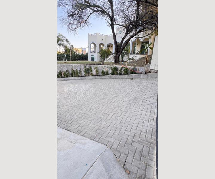 f5b5aee5-6e95-4db4-aef1-3ca18d88da53