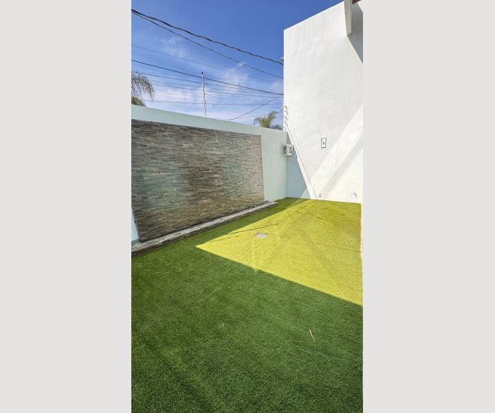 6c1cde1a-a62c-46bd-9e39-4ef23bb24e3b