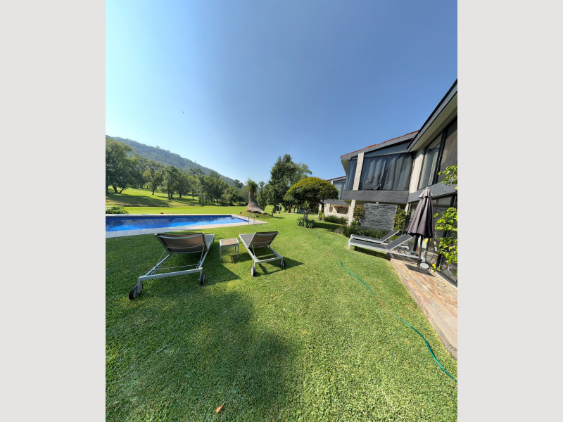 dfa306b0-7c26-422f-9096-41a87c5a7043