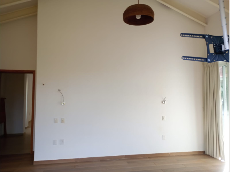 73edb317-aa2a-4dcd-811f-b3ca6771cae3