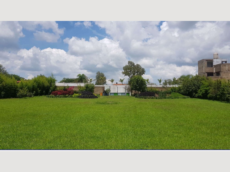 8d63a2f1-97a0-46ae-b13e-13e8b6a94abe