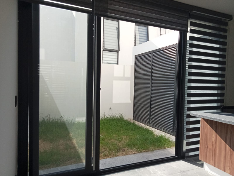 3c77dc3c-25a5-4ebe-8be7-69d3c3d16369