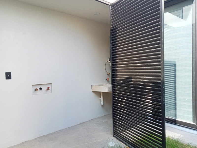 43d55a18-7018-44d1-b094-a7b1bd82ad65