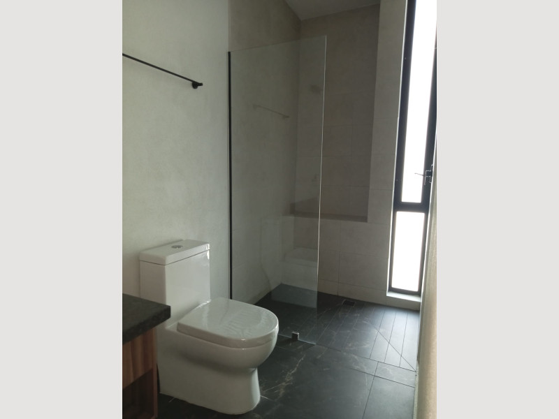 d895af67-544e-4bcf-b958-84a5e788bacb