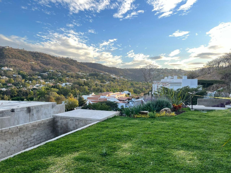 0cb0e597-8bd3-43d1-acea-5592deac1cf0