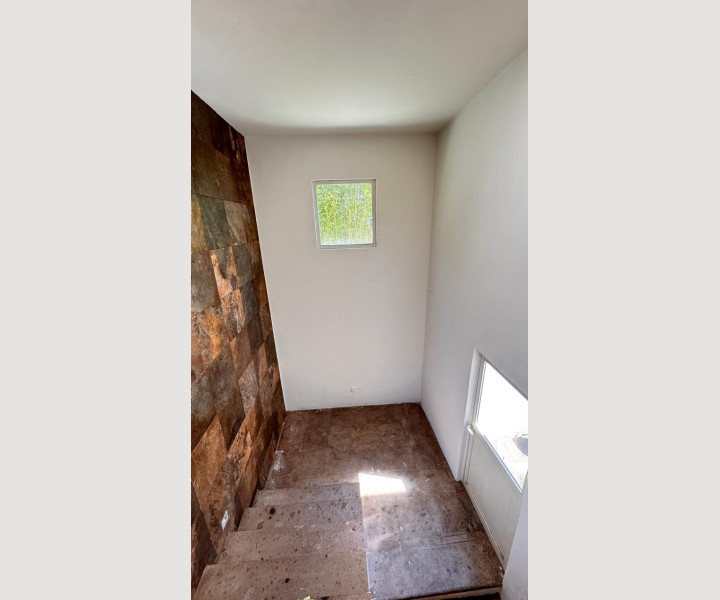 51d67184-5c17-40b9-a37a-fd1a44adcf79