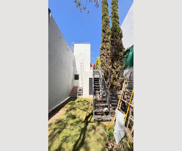 93926099-db9e-4dd5-b21a-29e855e7cdab