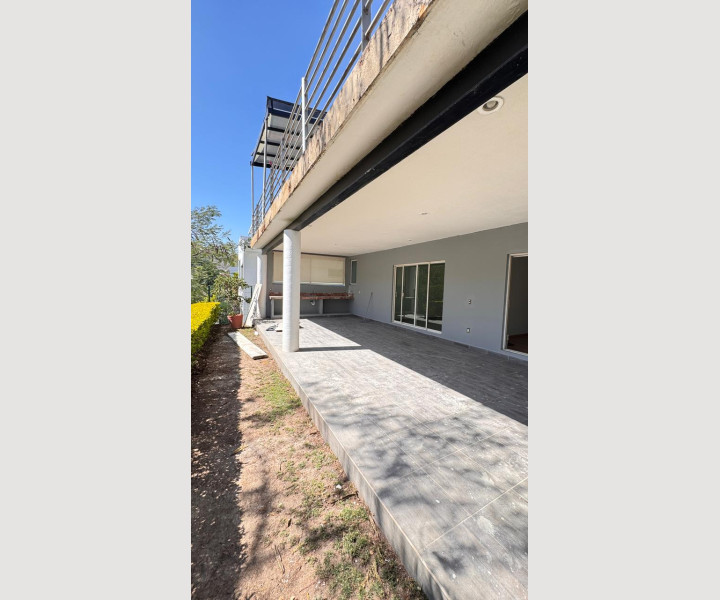 f23058b9-bab2-44ff-9bbd-d7c79ffe179f