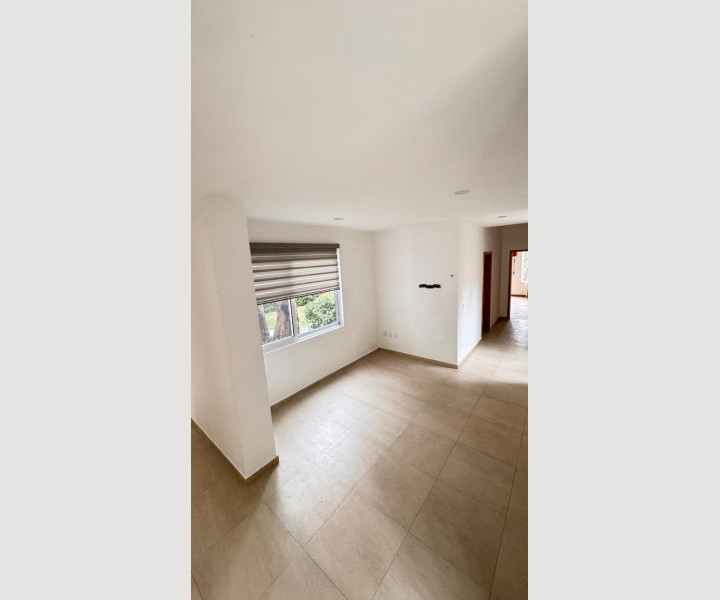 6d192327-0ecd-47f5-afe9-4587acdbb3e8