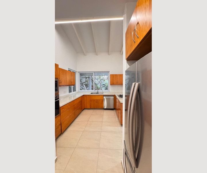 8799ad23-d572-4c11-b03b-9575de571610