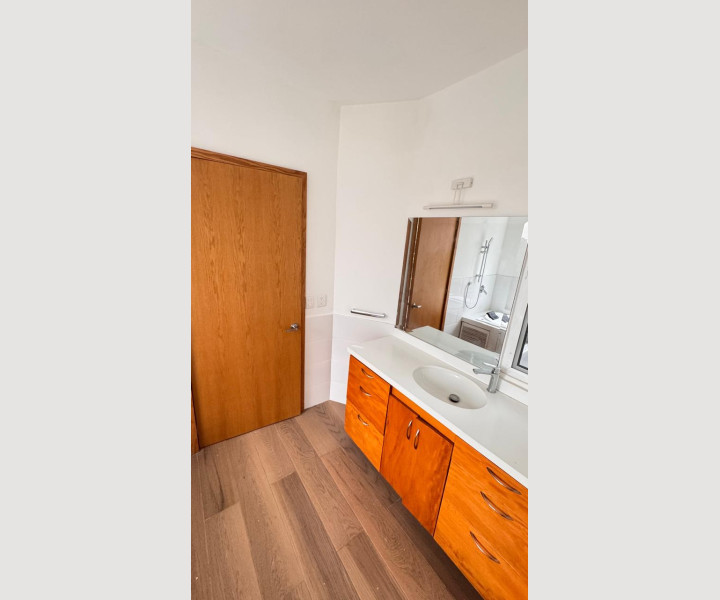 cc2f0eeb-9c92-4fe7-a434-4cb1dd2b9e36