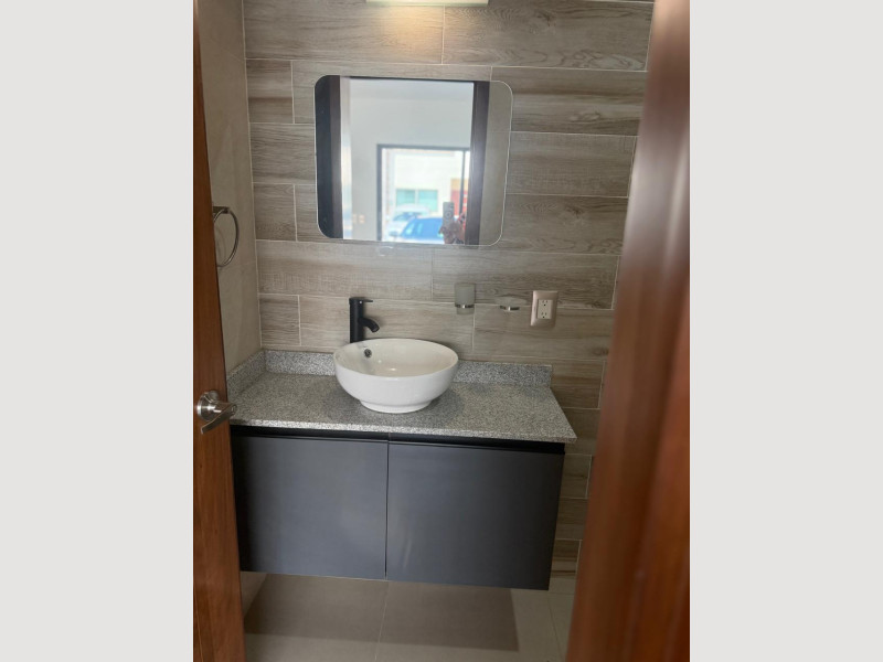 bf142b7a-9692-4075-ba22-03eab275f9eb