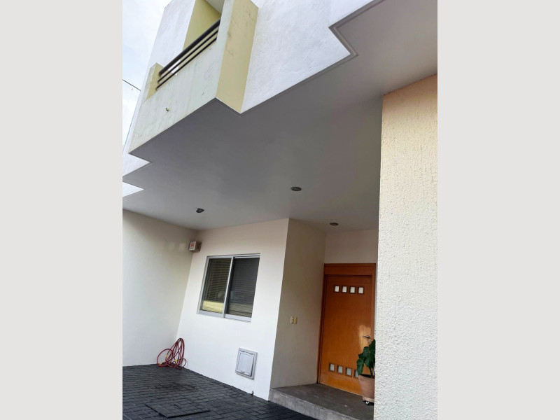 5a6384c8-95b2-49b7-9fe7-2947ce8f8a5c