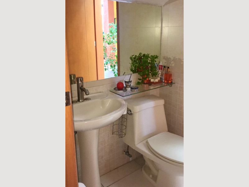 c8951730-b794-4ed8-be40-51461e22170e