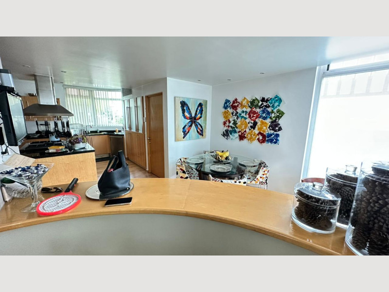 53c94460-93f8-4160-8eda-6678356b5639