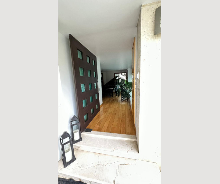 a1a7cb05-632e-4e05-bcd1-dee48faf60b1