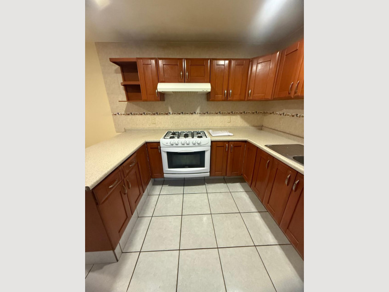 9831a1f3-b8d3-494a-b7c0-adf74ee3f79a