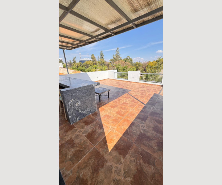 e2761755-f403-4521-9c72-06a85381401c