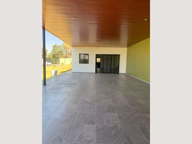 1556_218e10e7-eacb-46bf-af45-2a0b6962e000